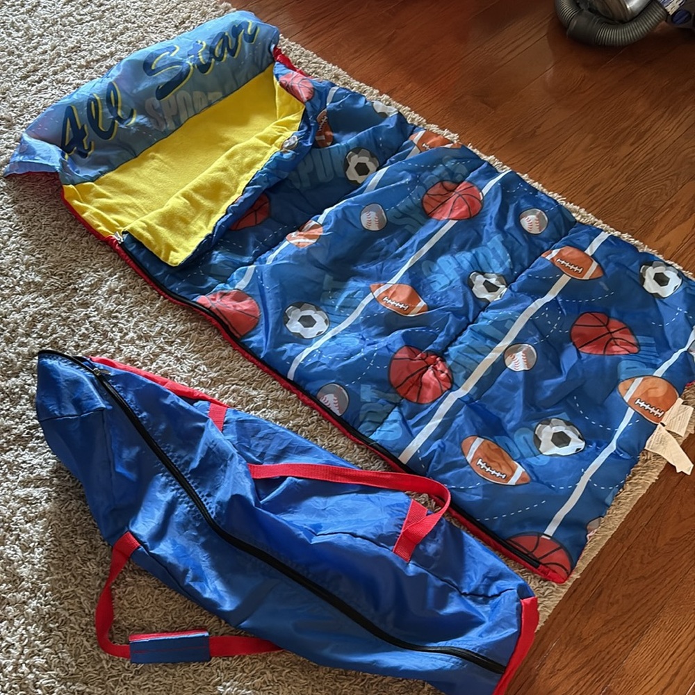 All Star Sports Sleeping Bag - Picture 5 of 5